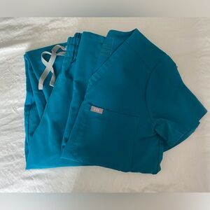 Figs Scrubs xs & small / tall